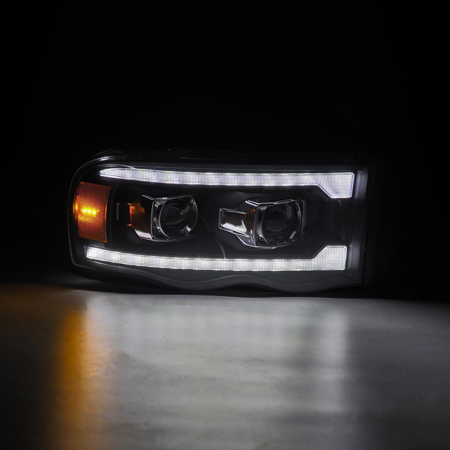 02-05 Dodge Ram PRO-Series Halogen Projector Headlights Black