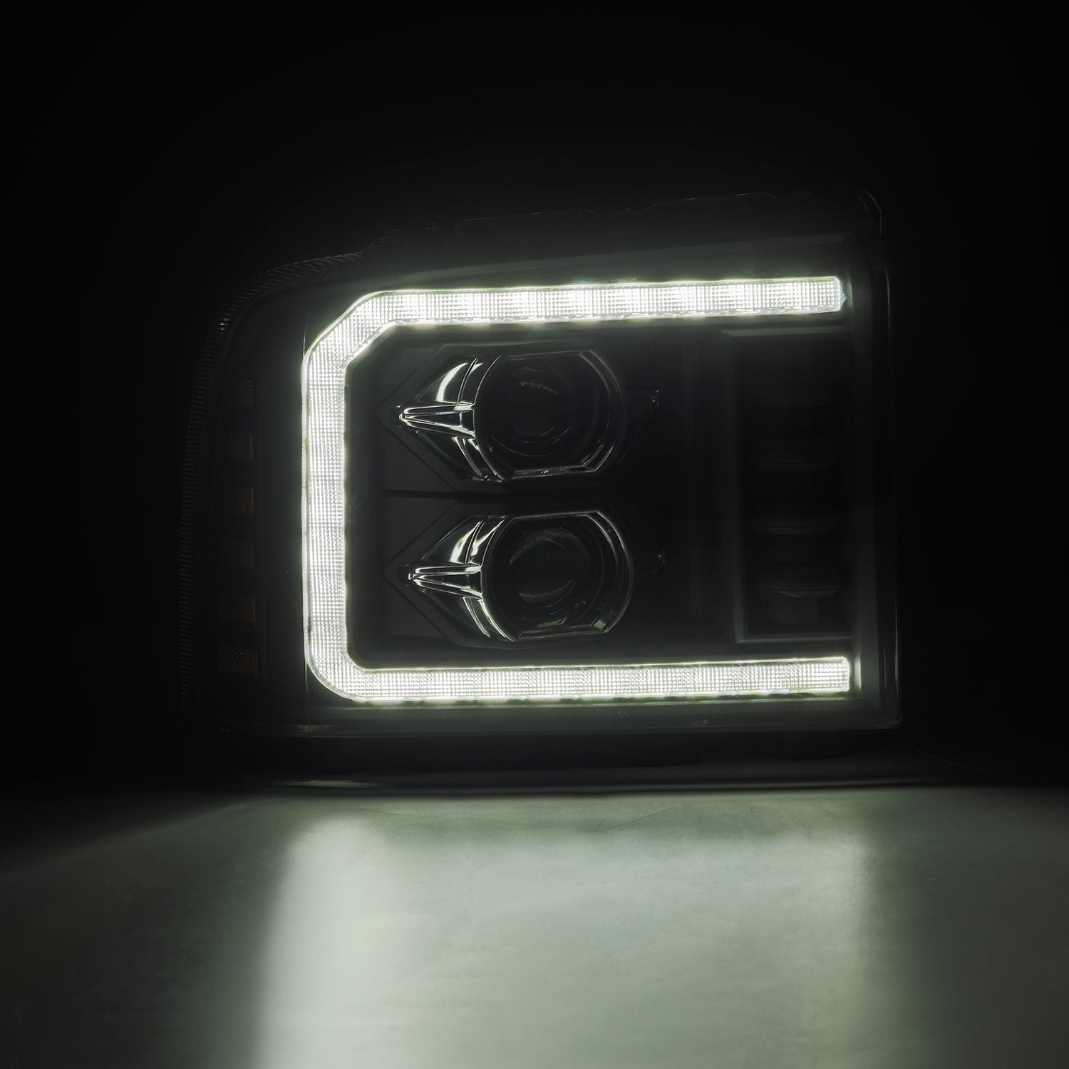 05-07 Ford Super Duty/Excursion LUXX-Series LED Projector Headlights ...