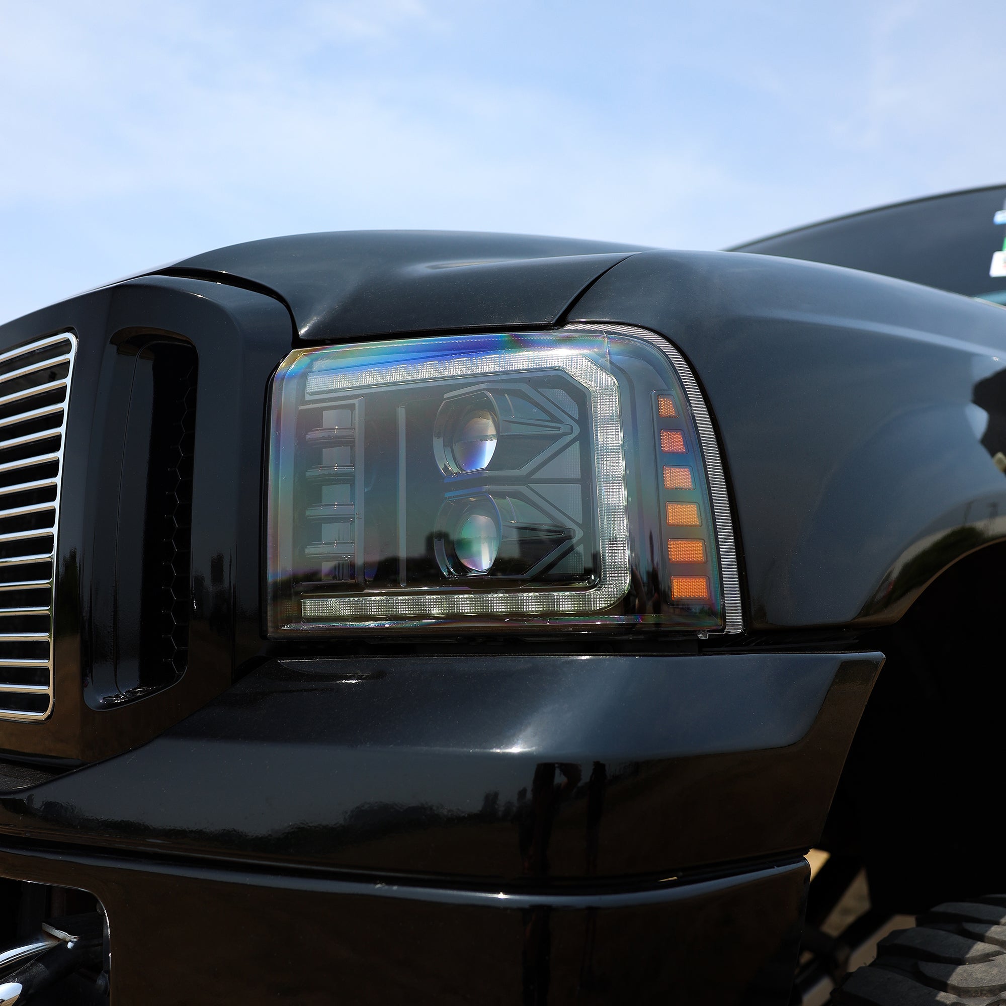 05 07 Ford Super Duty Excursion PRO Series Halogen Projector Headlights Alpha Black