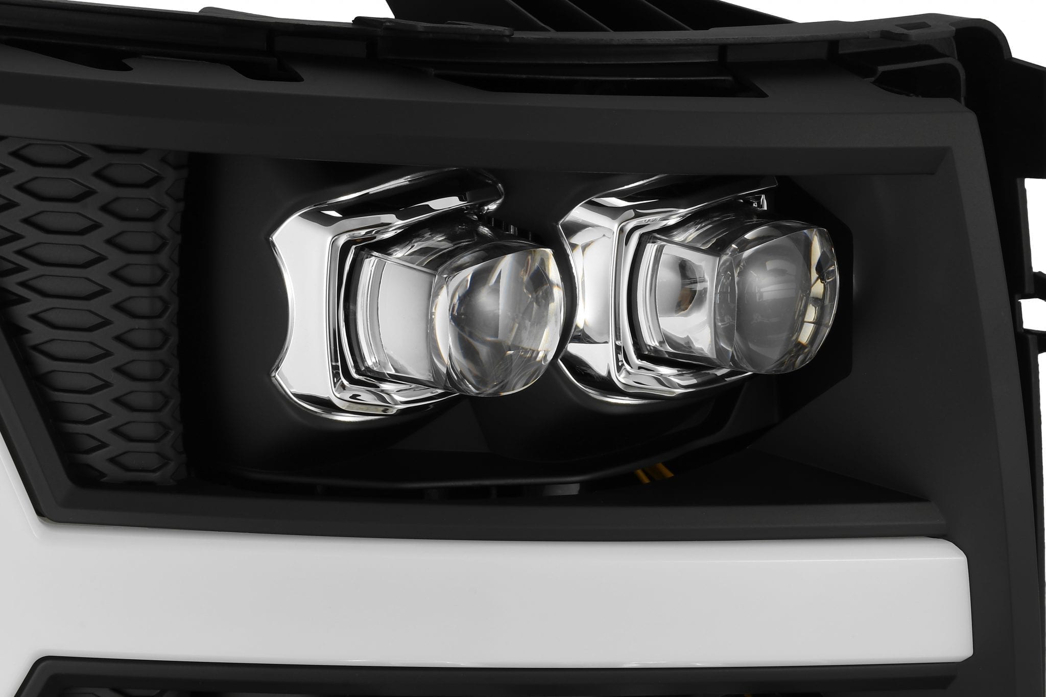 07-13 Chevrolet Silverado NOVA-Series LED Projector