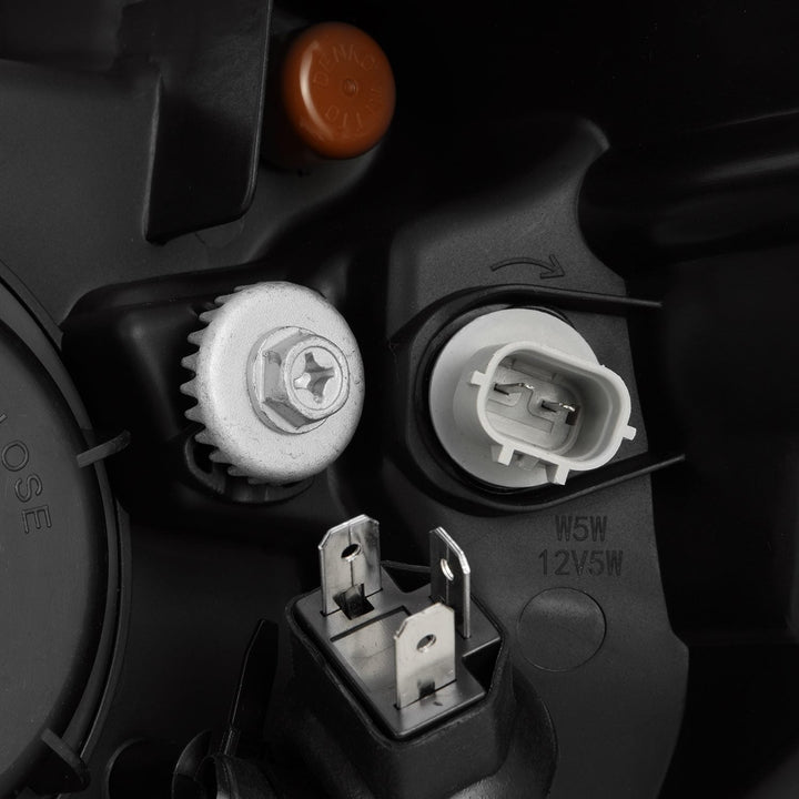 14-21 Toyota Tundra MK II LUXX-Series LED Projector Headlights Alpha-Black | AlphaRex
