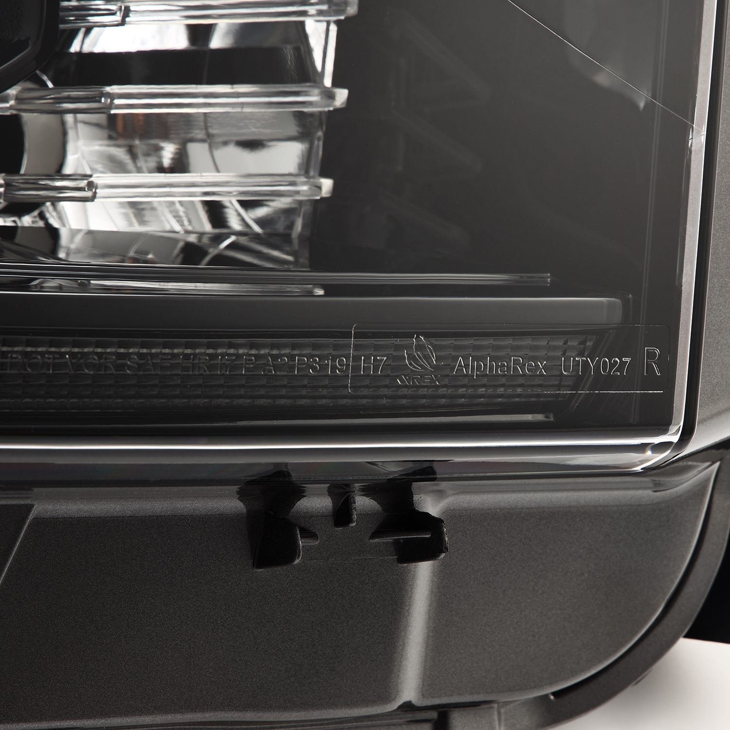 14-21 Toyota Tundra MK II PRO-Series Halogen Projector