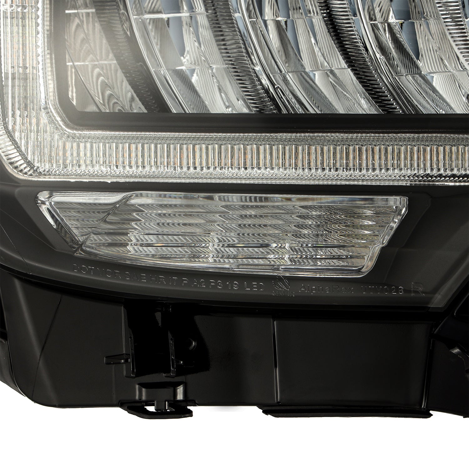 Lux_Alectoページ Fits TOYOTA Hilux MK6 01-05 Guide LED Angel-Eye W/ Corner