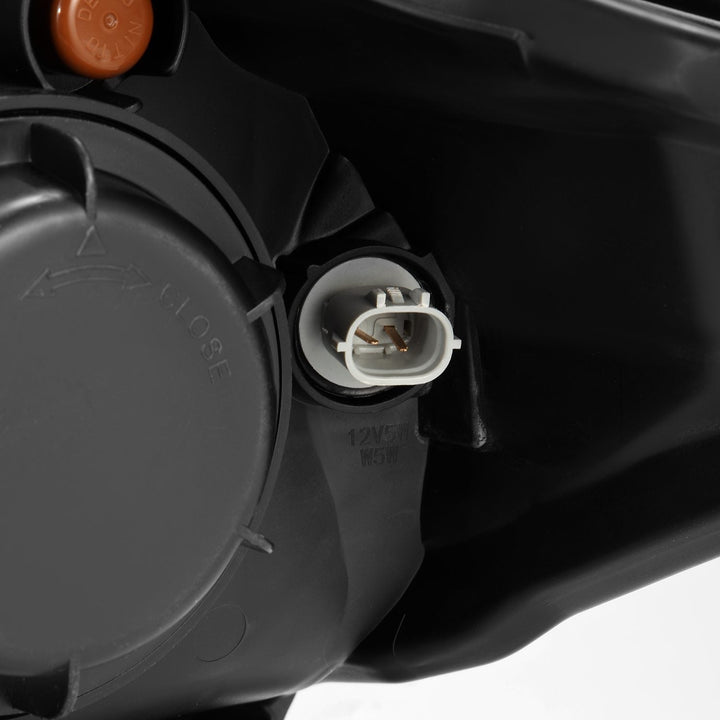 16-23 Toyota Tacoma MK II PRO-Series Halogen Projector Headlights Black | AlphaRex