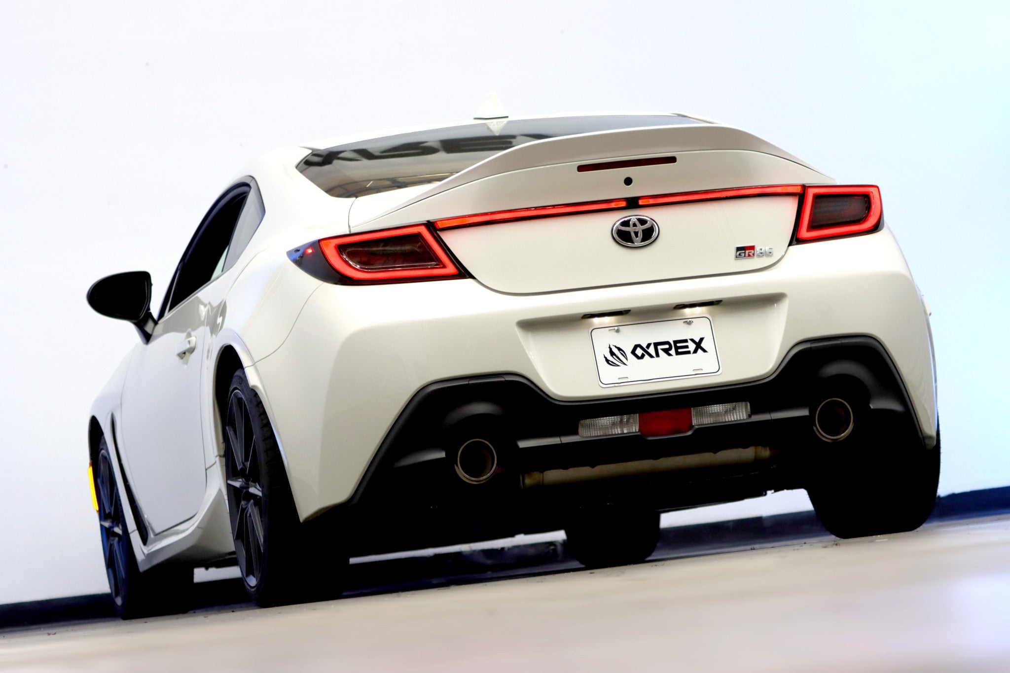 21-24 Toyota GR86/Subaru BRZ LUXX-Series LED Trunk Light Black