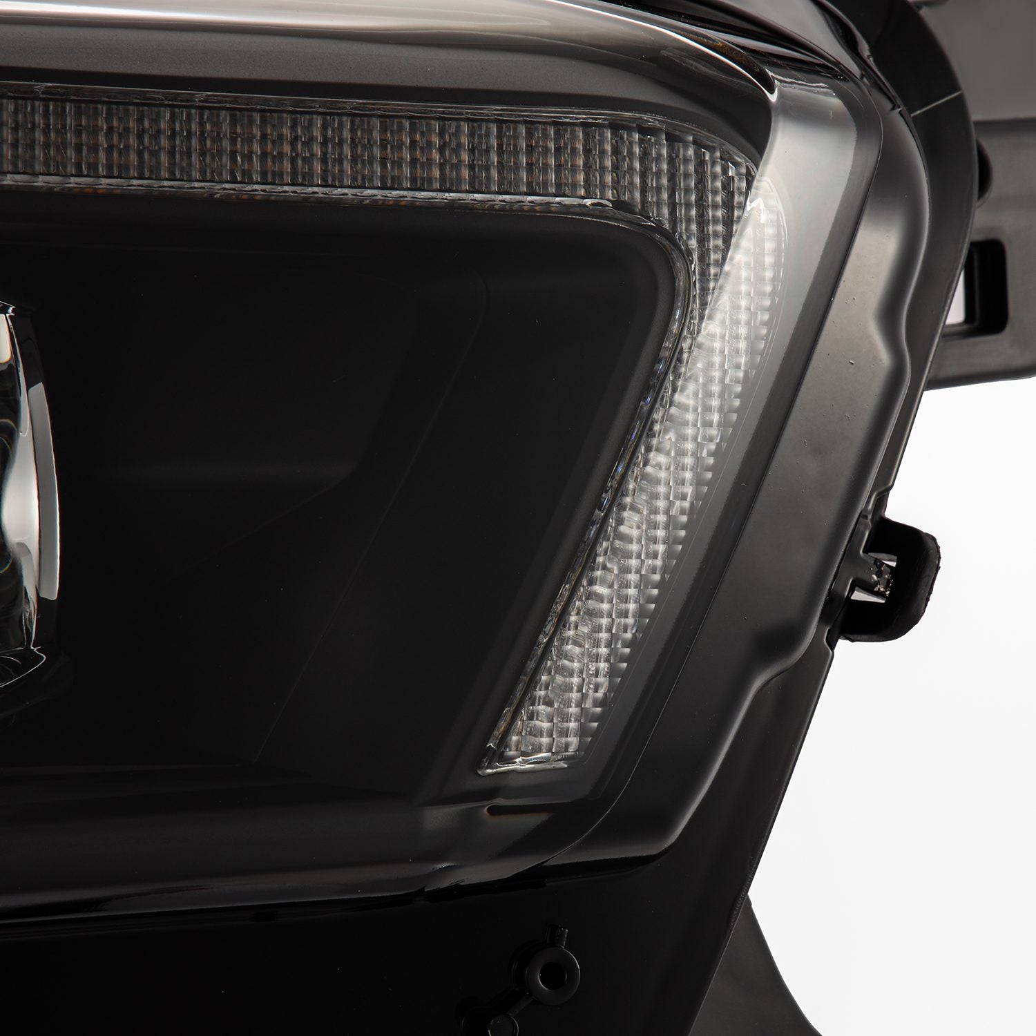 16-22 Toyota Tacoma MK II PRO-Series Halogen Projector Headlights