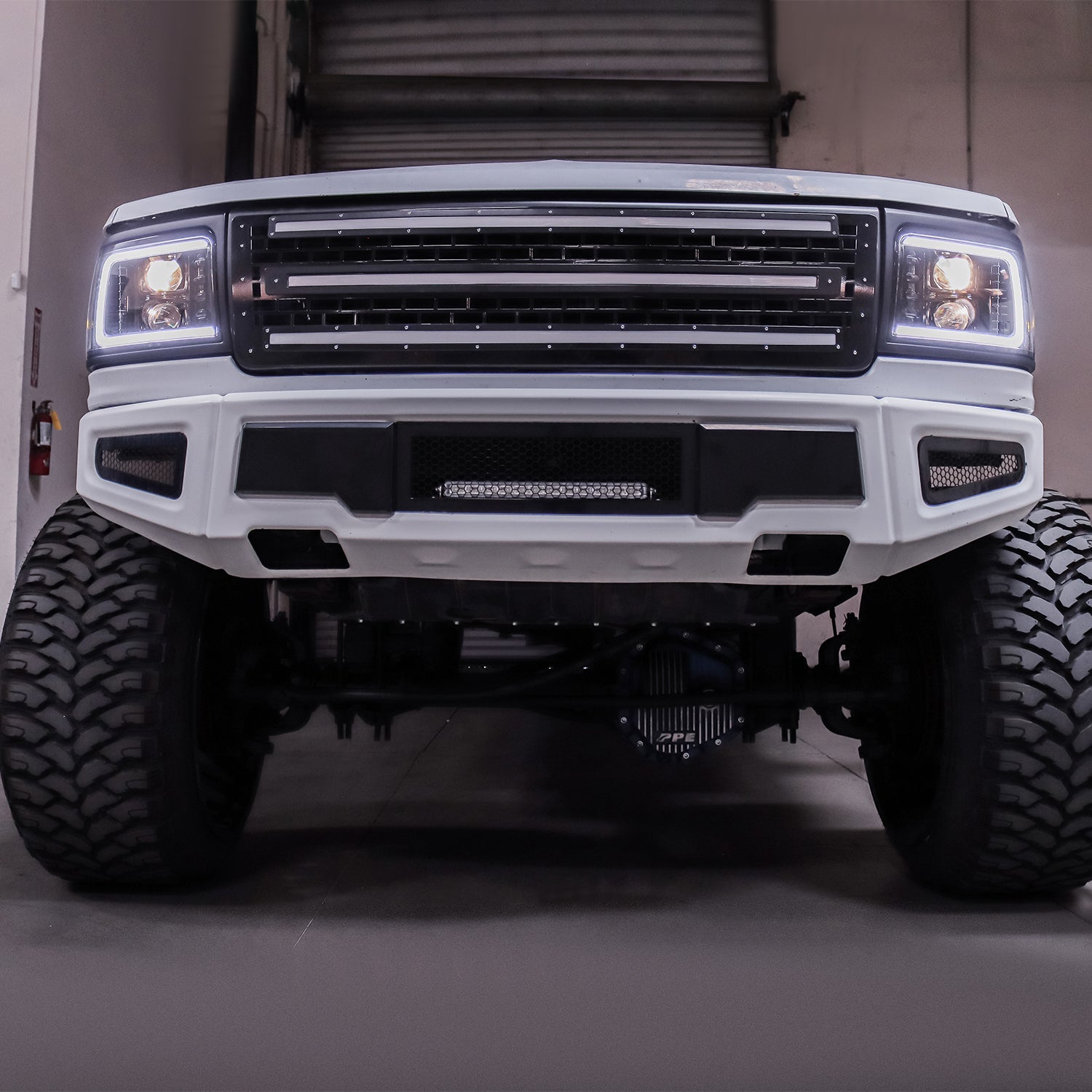 92-96 Ford OBS F-Series/Bronco LUXX-Series LED Projector