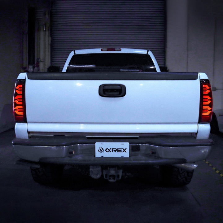 99-06 Chevrolet Silverado/99-06 GMC Sierra LUXX-Series LED Tail Lights Black | AlphaRex