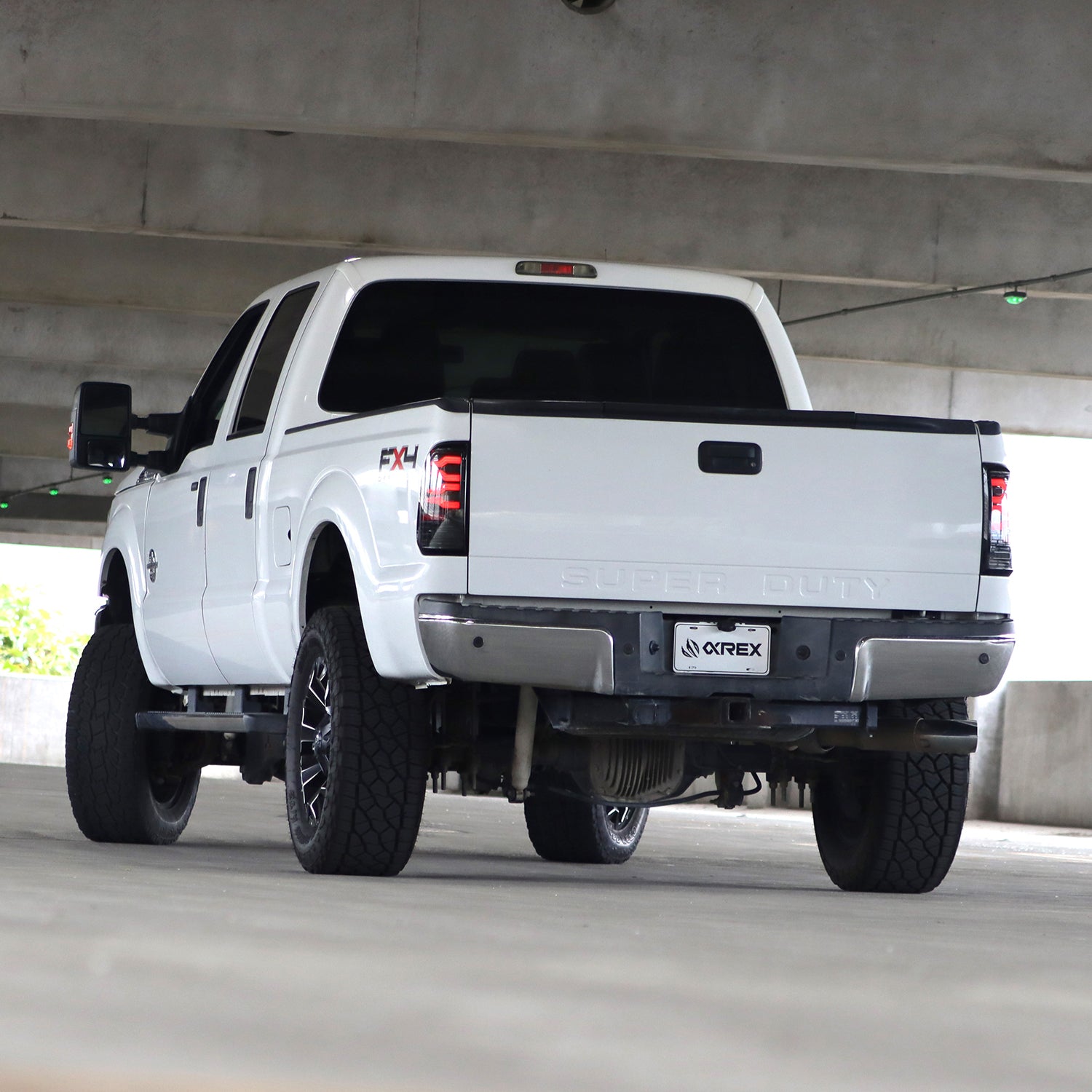 99:16 99-16 Ford Super Duty / 97-03 F150 LUXX-Series LED Tail Lights Black-R ...